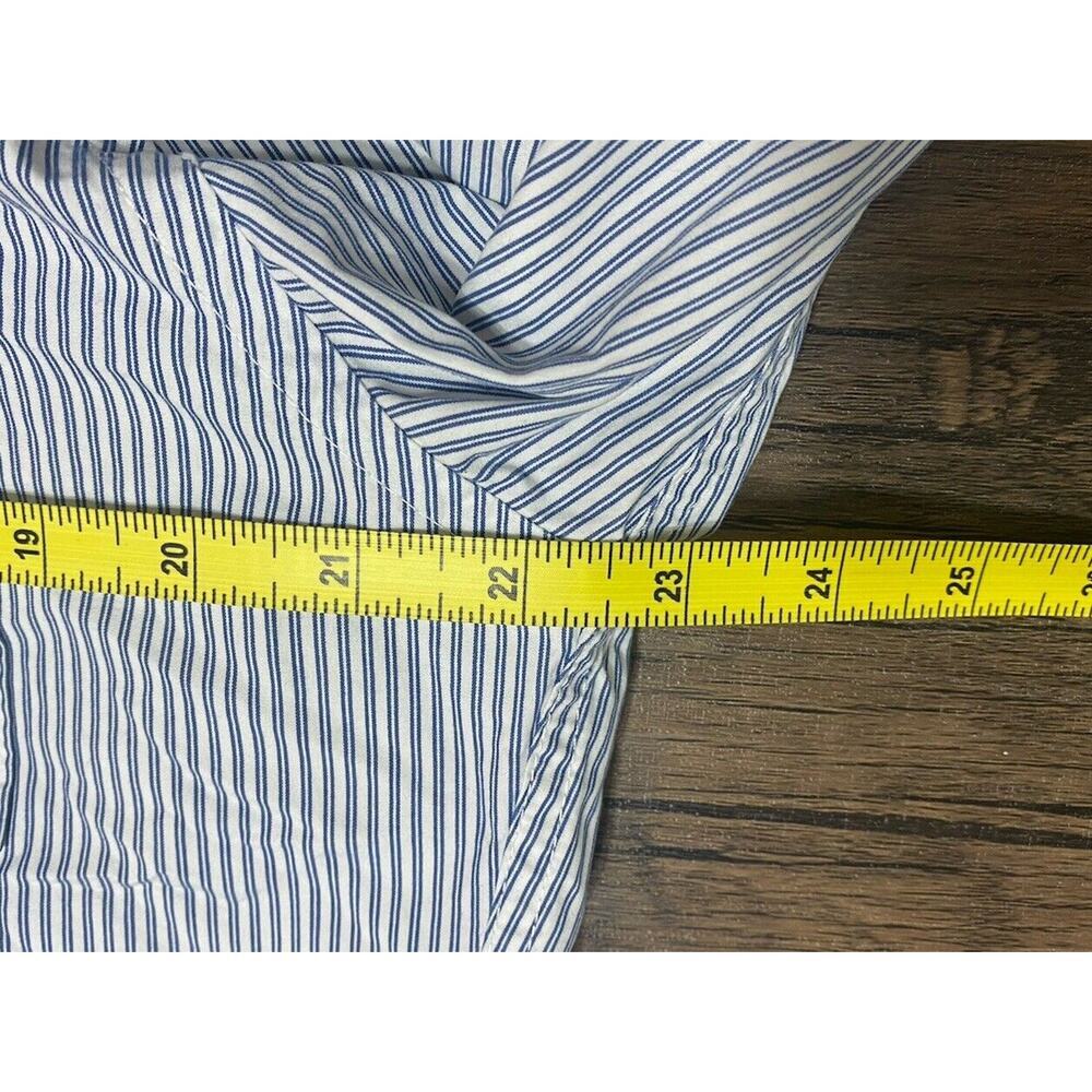 Abercrombie and Fitch | Men’s Medium Button-Down Long-Sleeve Shirt - Picture 4 of 6